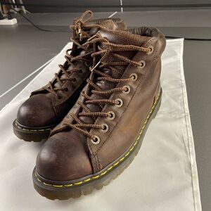 Shoes Boot Dr Martens Brown Thick Tall Rubber Sole Arne Unisex 10 Men -11 Ladies